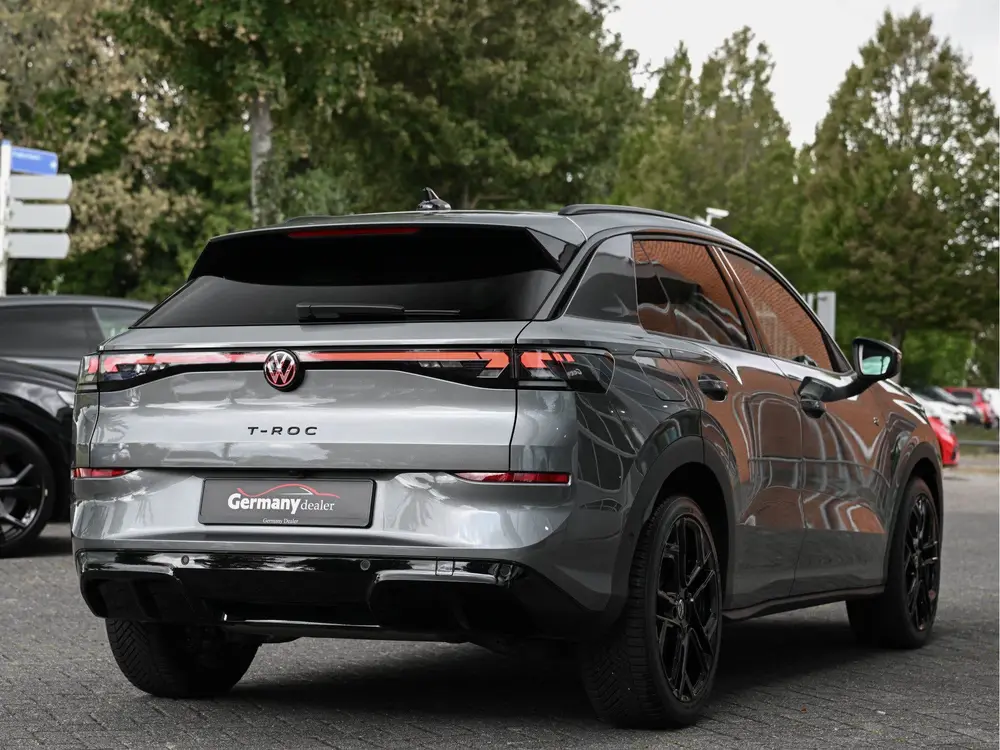 Volkswagen T-Roc 1.5 eTsi R-Line 150pk Pano Trekhaak Keyless uit 2026, foto 13