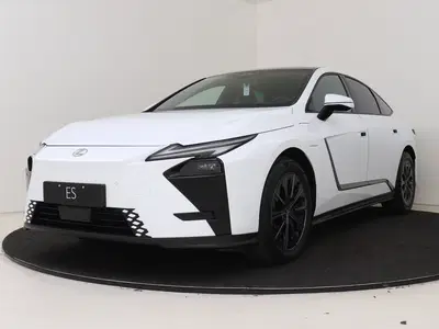 Lexus ES 350e Luxury Line uit 2026