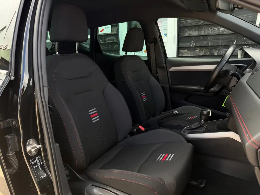 SEAT Arona 1.0 TSI FR Camera Led Carplay Automaat uit 2019, foto 11