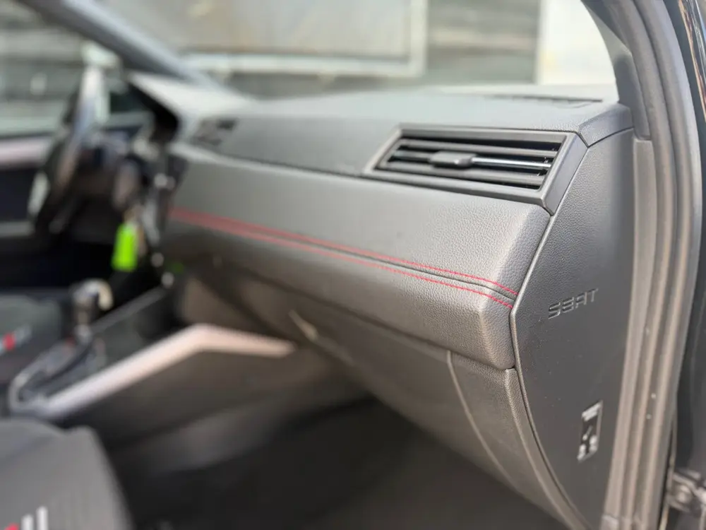 SEAT Arona 1.0 TSI FR Camera Led Carplay Automaat uit 2019, foto 12