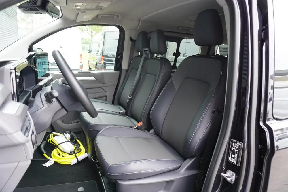 Volkswagen E-Transporter Caravelle 32 L1H1 Style 2 Schuifdeu uit 2025, foto 15