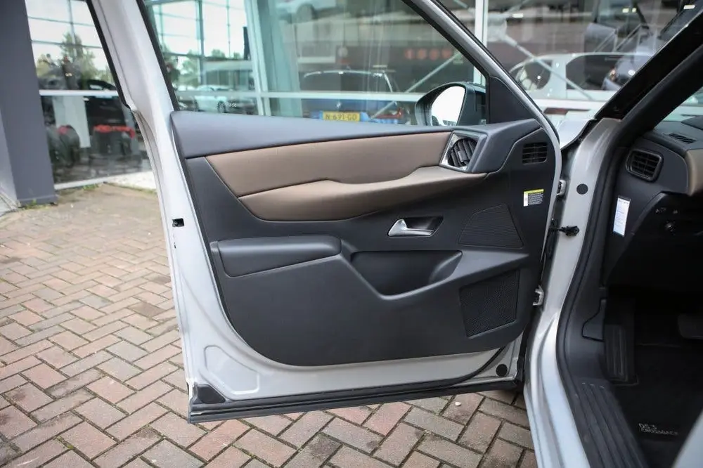 DS Automobiles 3 Crossback DS DS 3 Crossback E-Tense Business (bj 2020, automaat) uit 2020, foto 4
