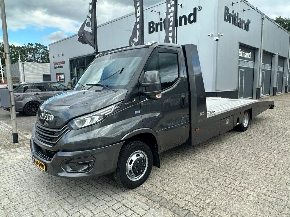 Iveco Daily 50C21 Hi-matic Tijhof bj2024 *Full option+ uit 2024, foto 2