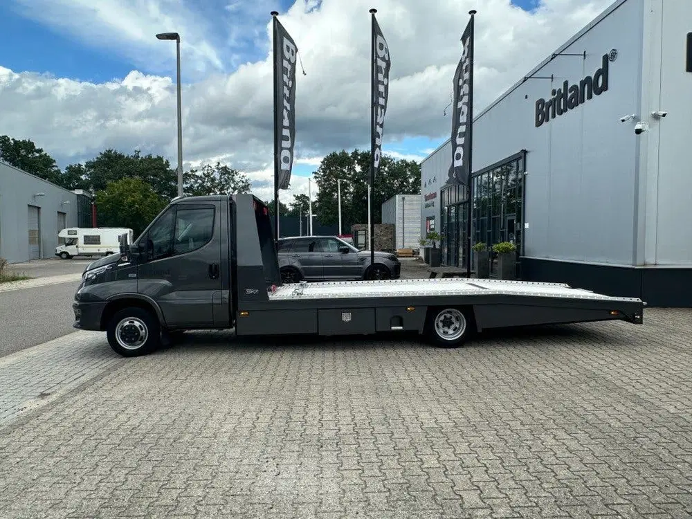 Iveco Daily 50C21 Hi-matic Tijhof bj2024 *Full option+ uit 2024, foto 4