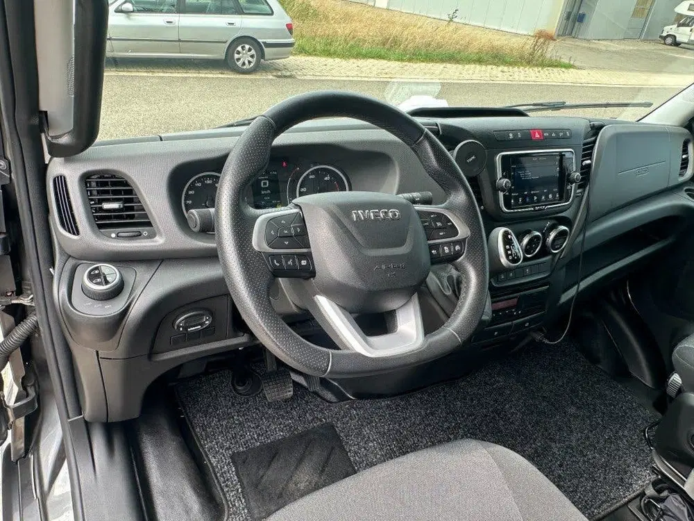 Iveco Daily 50C21 Hi-matic Tijhof bj2024 *Full option+ uit 2024, foto 9