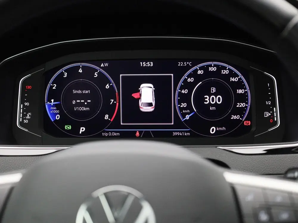 Volkswagen Passat Variant 1.5 TSI OPF DSG7 Elegance Business uit 2022, foto 8
