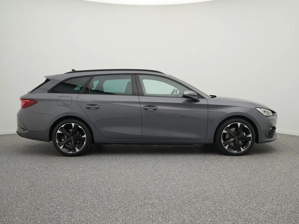 Cupra Leon 1.4 e-Hybrid 204pk uit 2023, foto 12
