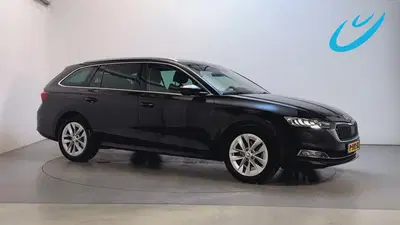 Skoda Octavia 1.0 e-TSI DSG Business Edition Adaptive uit 2022