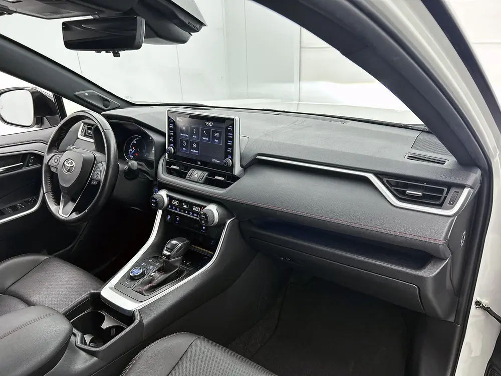 Toyota RAV 4 2.5 Plug-in Hybrid AWD Bi-Tone Plus uit 2021, foto 6