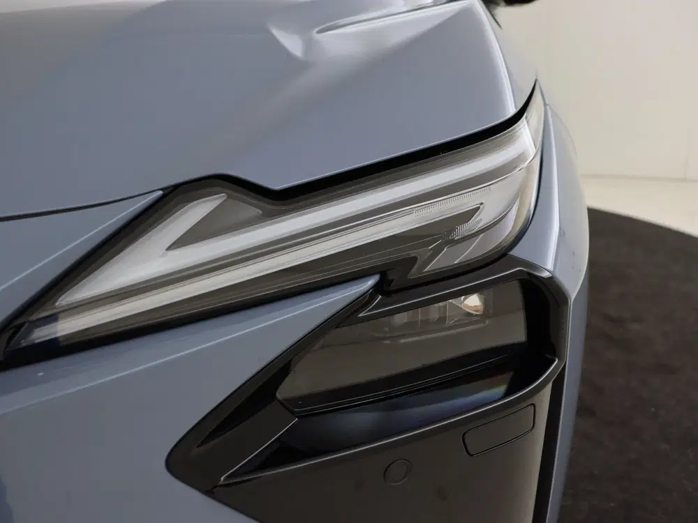 Lexus ES Luxury Line uit 2026, foto 8