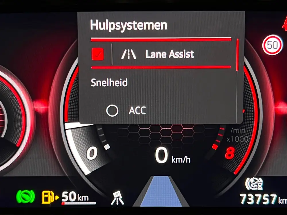 Volkswagen Golf 2.0 TSI GTI|PANO|KEYLESS|CAMERA|TREKHAAK|MAT uit 2024, foto 20