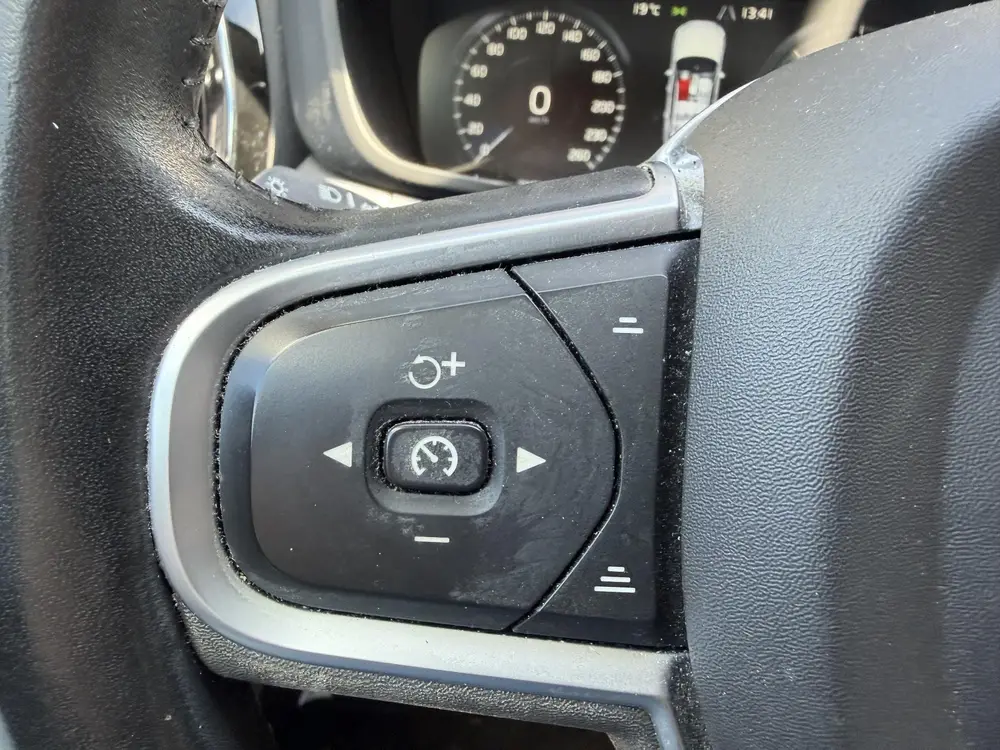 Volvo XC60 2.0 D4 Momentum | Camera | Navigatie | Lederen Be uit 2019, foto 12