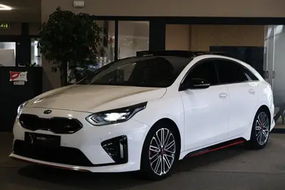 Kia ProCeed 1.6 T-GDI 204pk GT-Line Aut Pano Navi Cam uit 2019