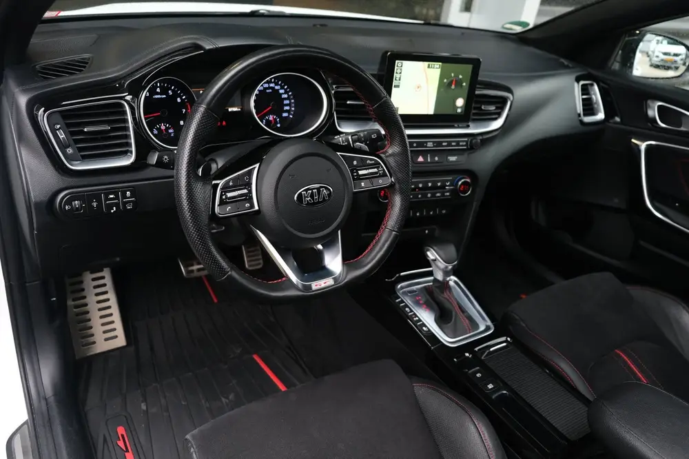 Kia ProCeed 1.6 T-GDI 204pk GT-Line Aut Pano Navi Cam uit 2019, foto 3