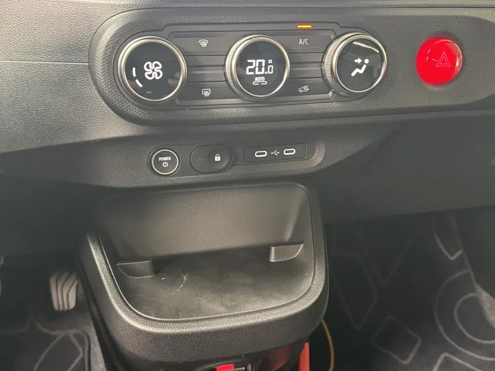 Renault Twingo urban range techno 27.5 kWh uit 2026, foto 13