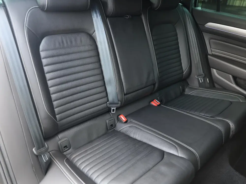 Volkswagen Passat Variant 1.4 TSI PHEV GTE Business 218pk DS uit 2022, foto 9