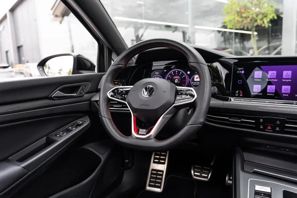 Volkswagen Golf 2.0 TSI GTI Clubsport 45 Jahre Akra Pano DSG uit 2021, foto 19