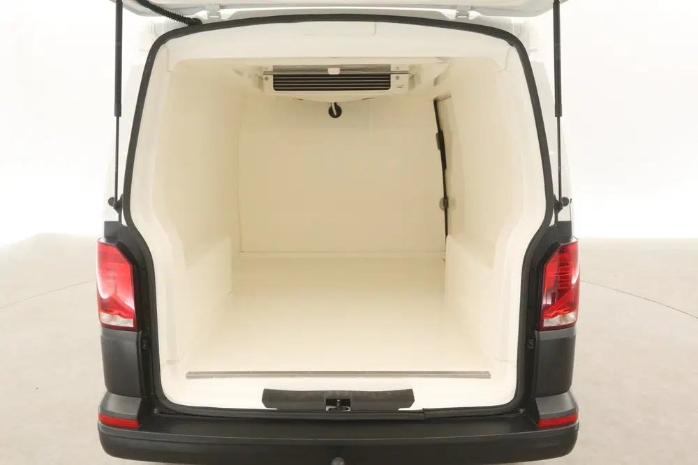 Volkswagen Transporter 2.0 TDI L1H1 uit 2020, foto 3