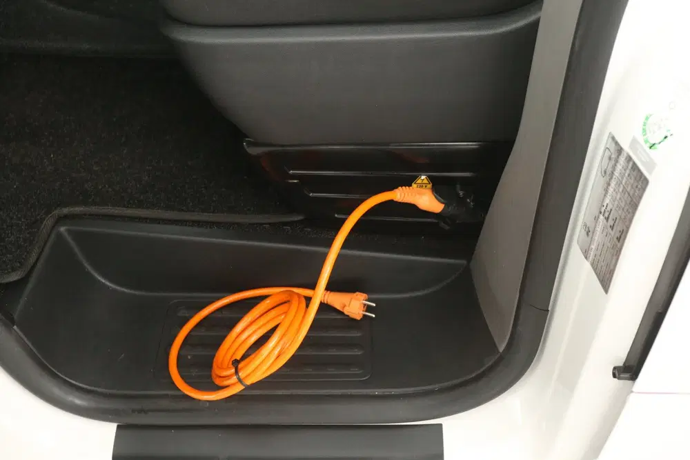 Volkswagen Transporter 2.0 TDI L1H1 uit 2020, foto 6