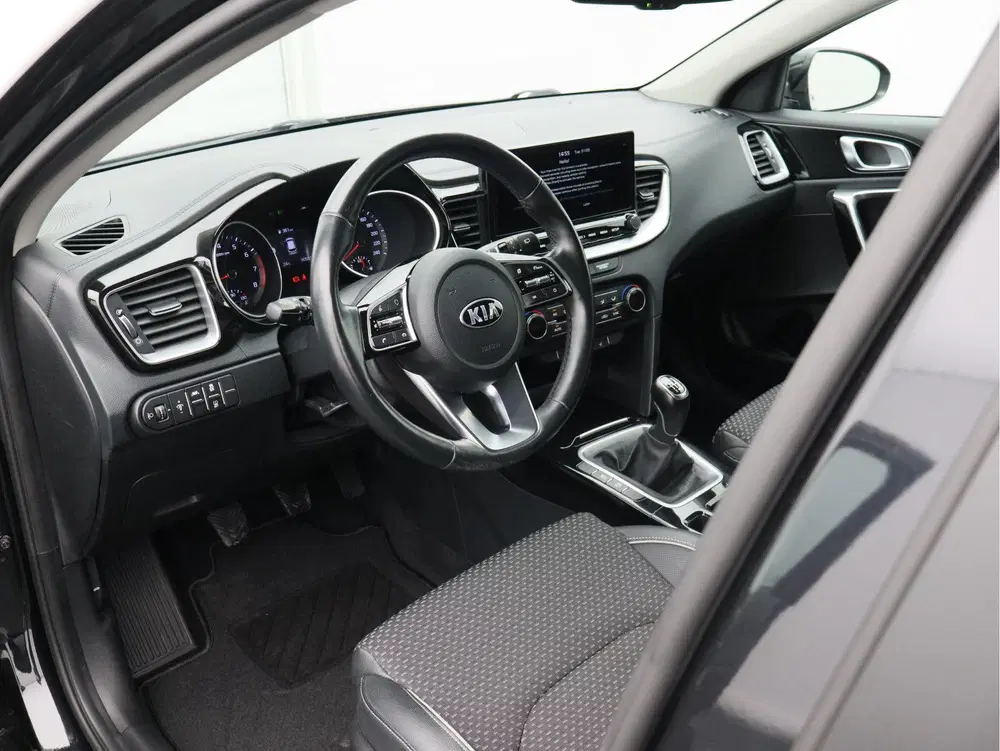 Kia Ceed 1.5 T-GDi DynamicPlusLine uit 2021, foto 5