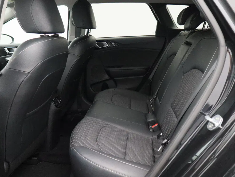 Kia Ceed 1.5 T-GDi DynamicPlusLine uit 2021, foto 8
