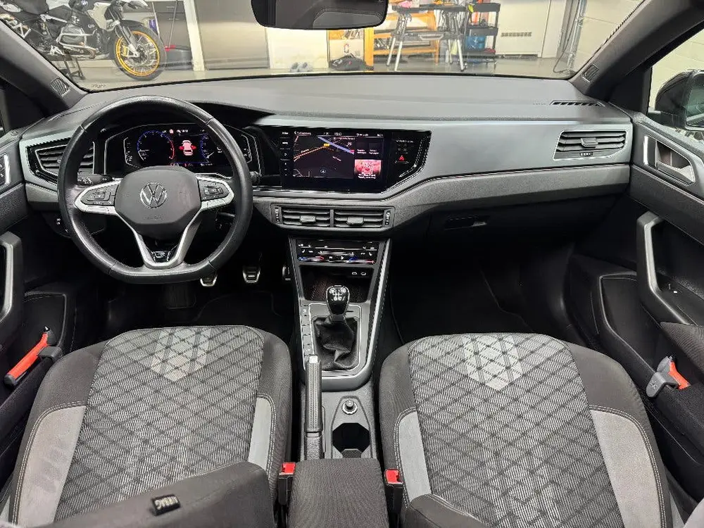 Volkswagen Polo 1.0 TSI R-Line Business — Pano  — IQ Light uit 2022, foto 5