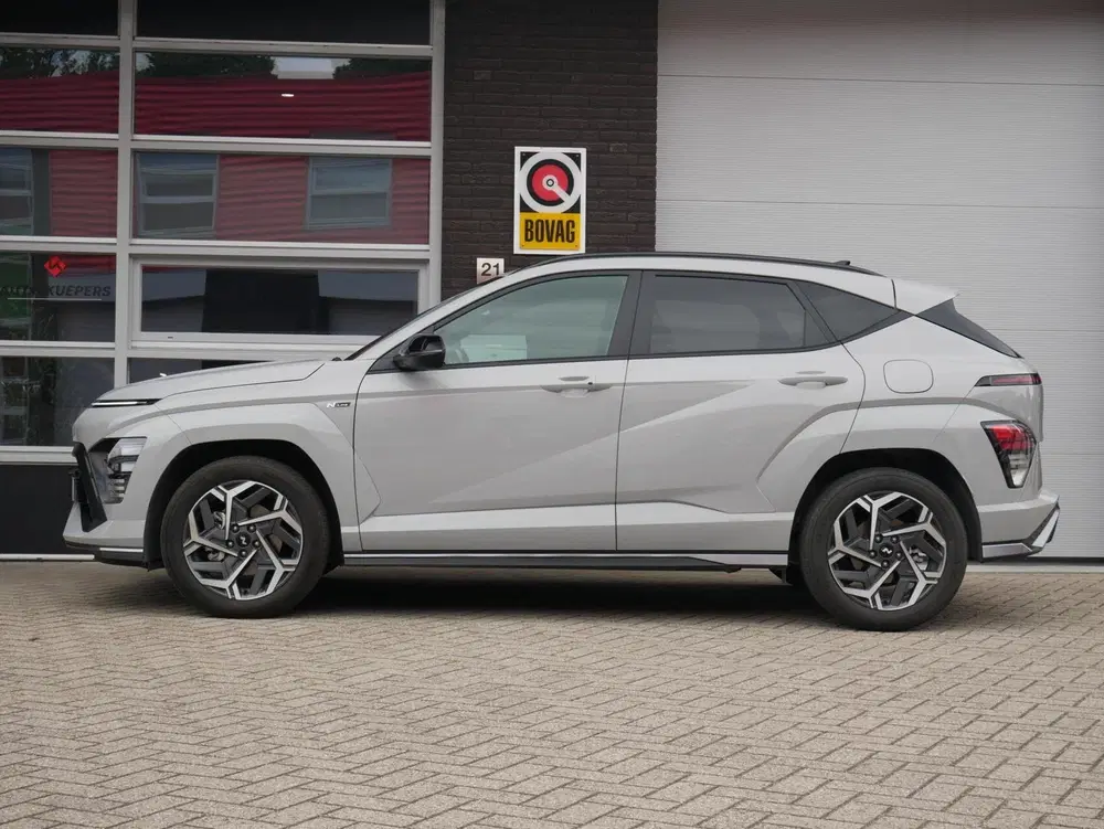 Hyundai KONA 1.6 GDI HEV N Line Camera uit 2024, foto 2