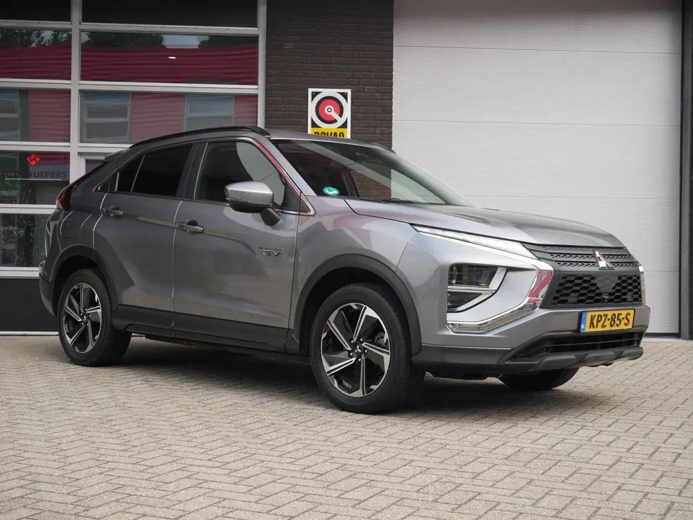 Mitsubishi Eclipse Cross 2.4 PHEV Instyle Camera uit 2022, foto 12