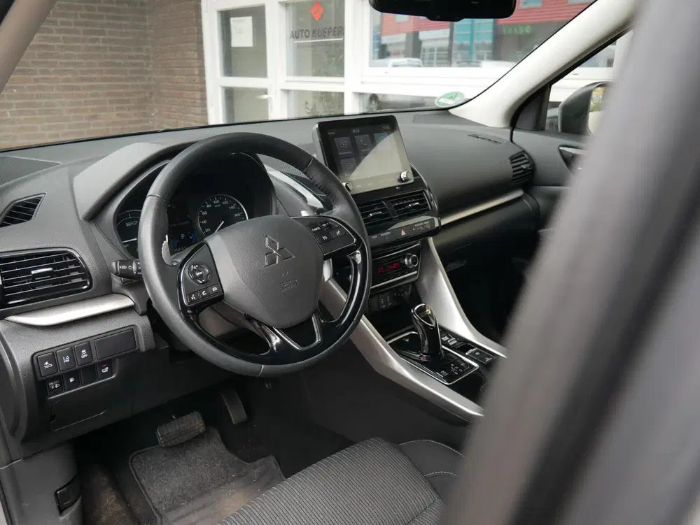 Mitsubishi Eclipse Cross 2.4 PHEV Instyle Camera uit 2022, foto 4