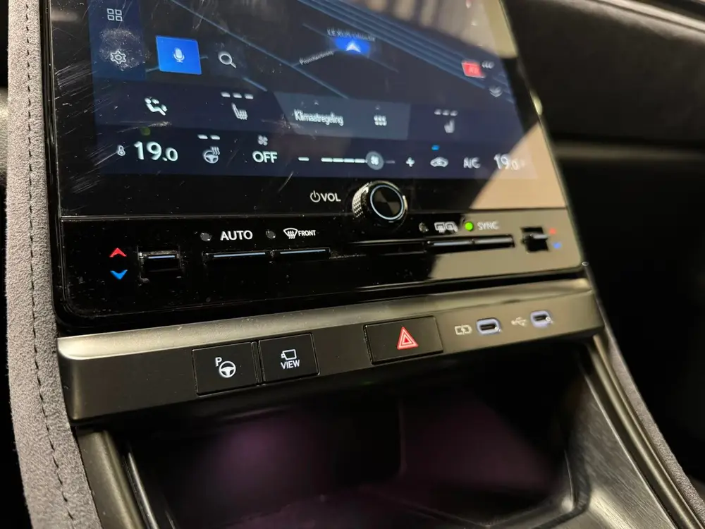 Lexus LBX 1.5 Original Edition AWD uit 2024, foto 19