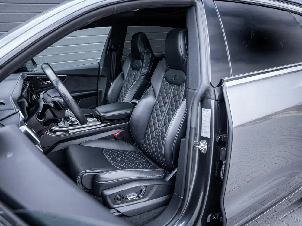 Audi Q8 55 TFSI e quattro Pro Line uit 2021, foto 12