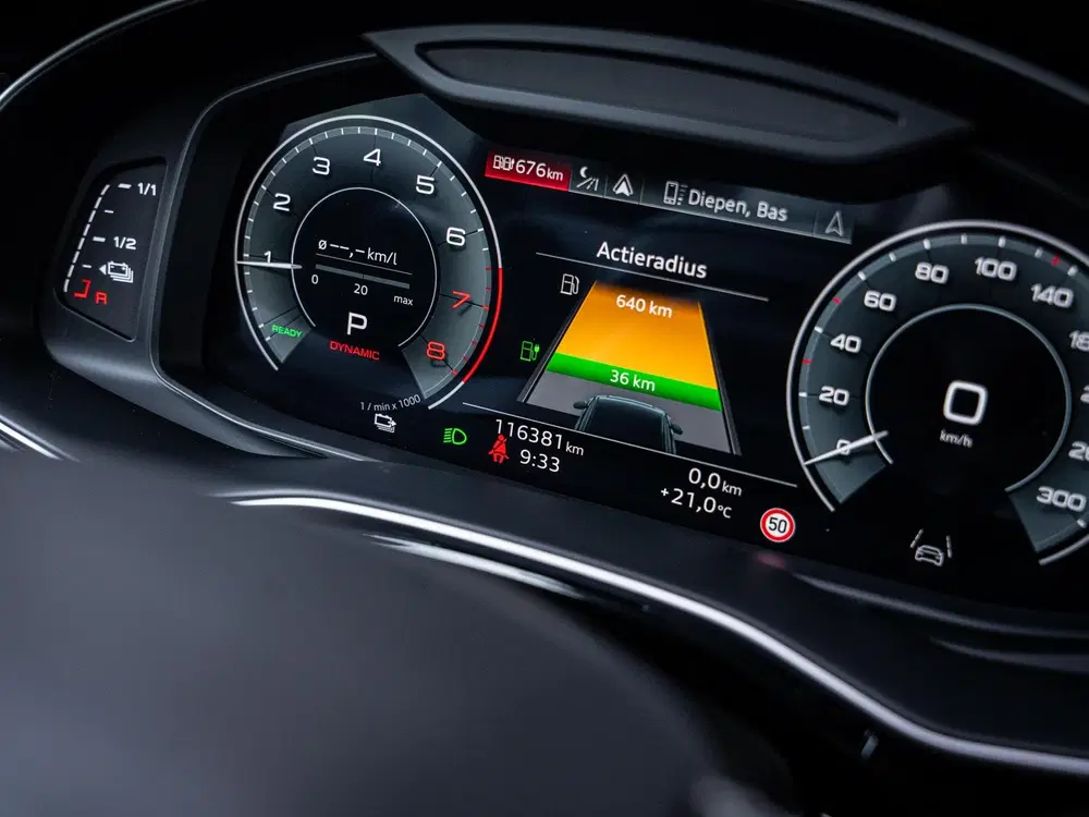 Audi Q8 55 TFSI e quattro Pro Line uit 2021, foto 17