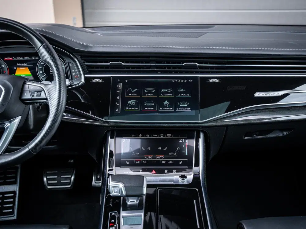 Audi Q8 55 TFSI e quattro Pro Line uit 2021, foto 18
