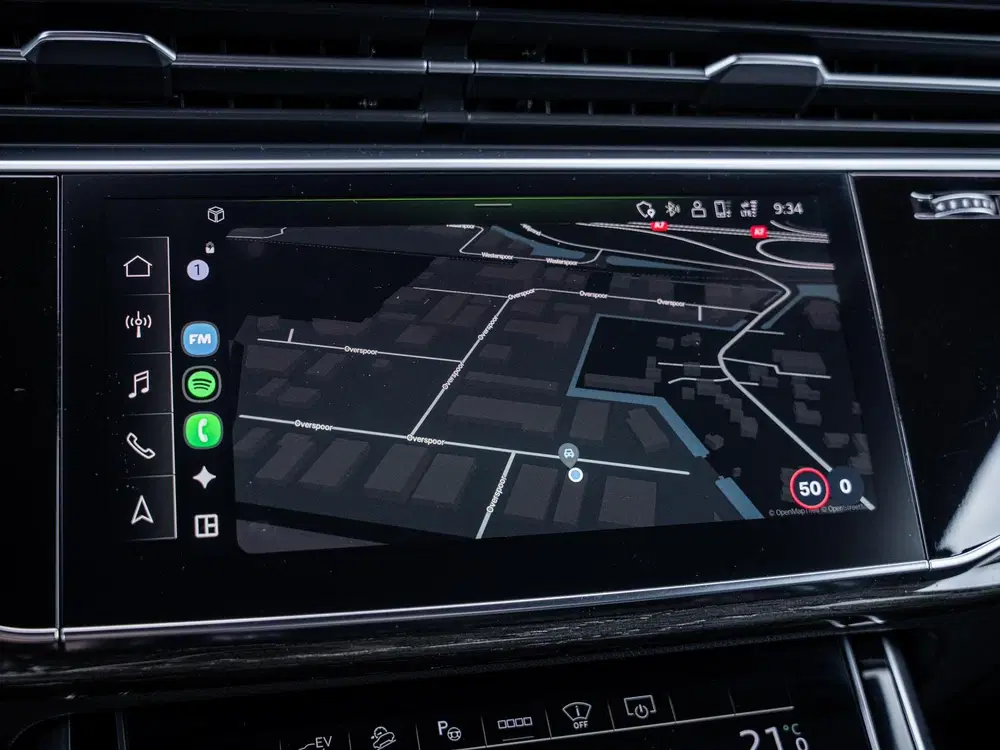 Audi Q8 55 TFSI e quattro Pro Line uit 2021, foto 20