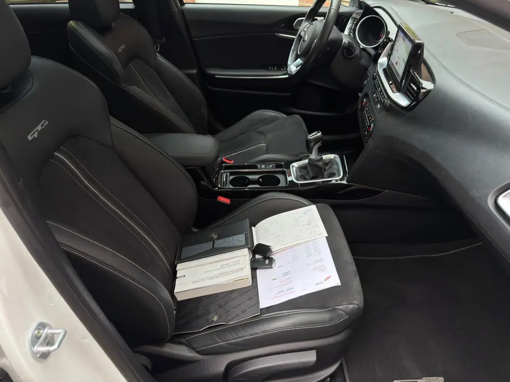 Kia ProCeed 1.4 T-GDI GT-Line 140PK , 6-Bak , Panodak , Clim uit 2019, foto 12
