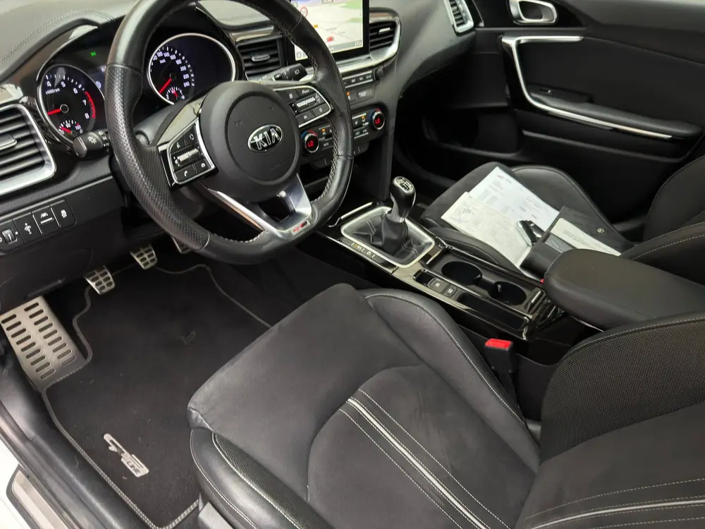 Kia ProCeed 1.4 T-GDI GT-Line 140PK , 6-Bak , Panodak , Clim uit 2019, foto 15