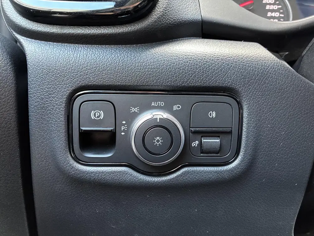 Mercedes-Benz Vito 114 CDI L2 Pro Facelift Model Veel Opties uit 2024, foto 16