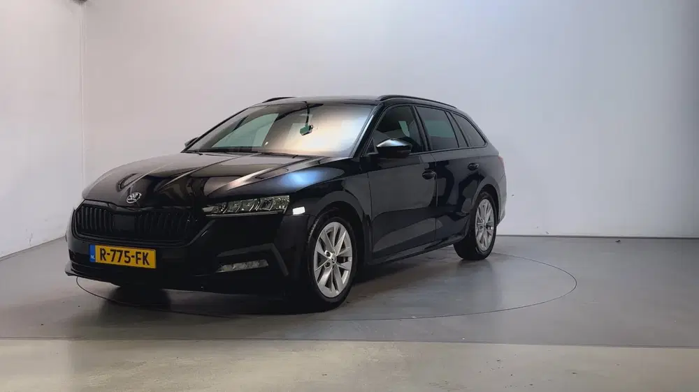 Skoda Octavia 1.0 e-TSI DSG Sport Business Stoelverwar uit 2022, foto 8