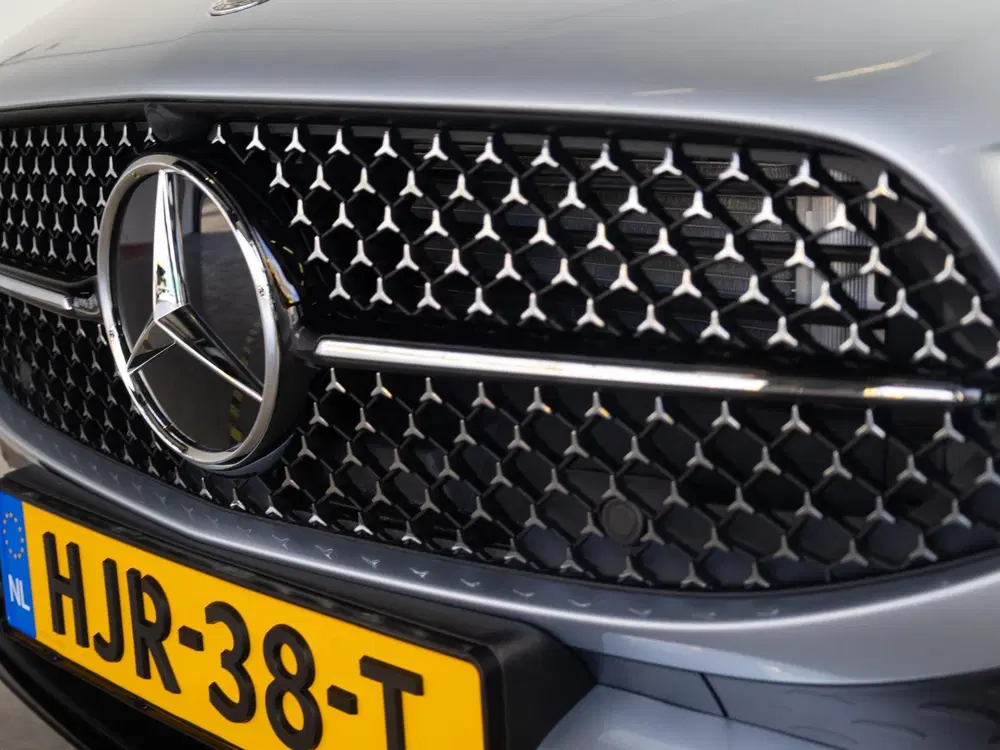 Mercedes-Benz CLA CLA Coupé 180 Star Edition AMG Line Panora uit 2025, foto 5