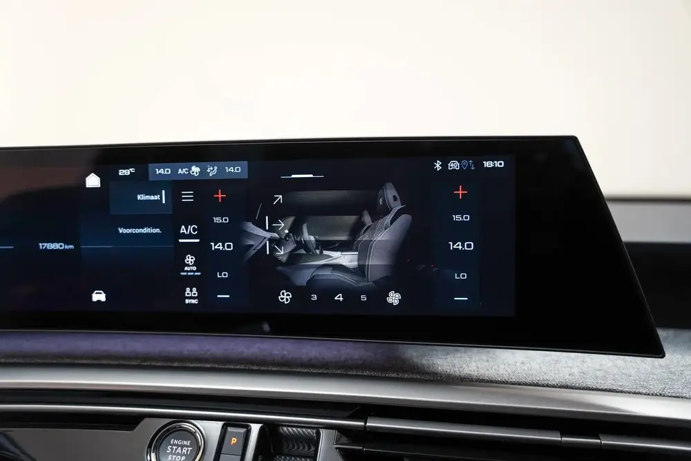 Peugeot 3008 Allure 73 kWh 3-Fase [ Navi Keyless Full L uit 2025, foto 7