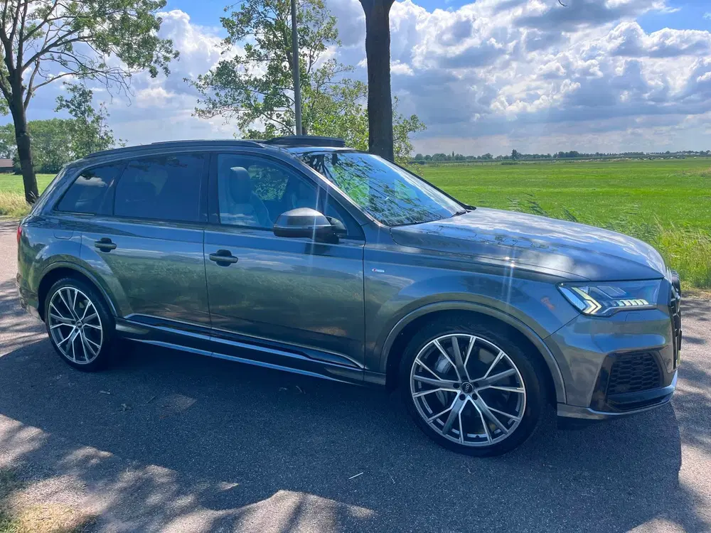 Audi Q7 55 TFSI e quattro Pro Line S Pano luchtver uit 2022, foto 10