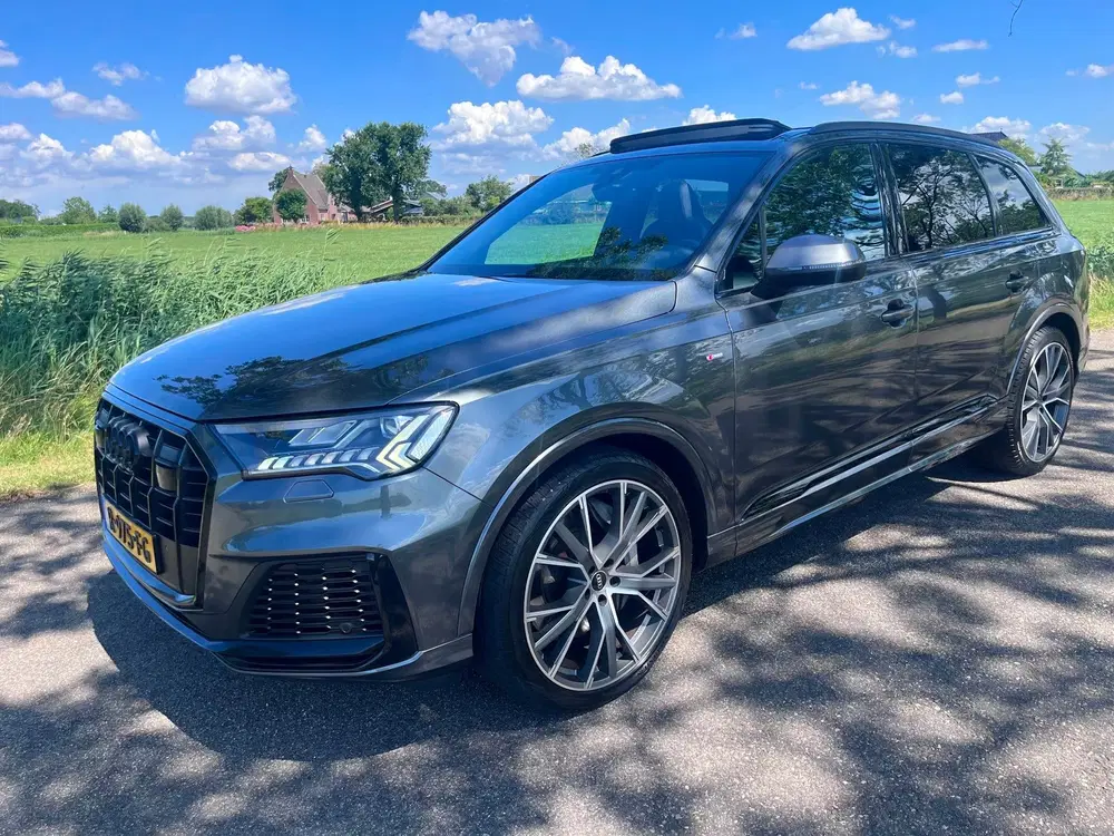 Audi Q7 55 TFSI e quattro Pro Line S Pano luchtver uit 2022, foto 11