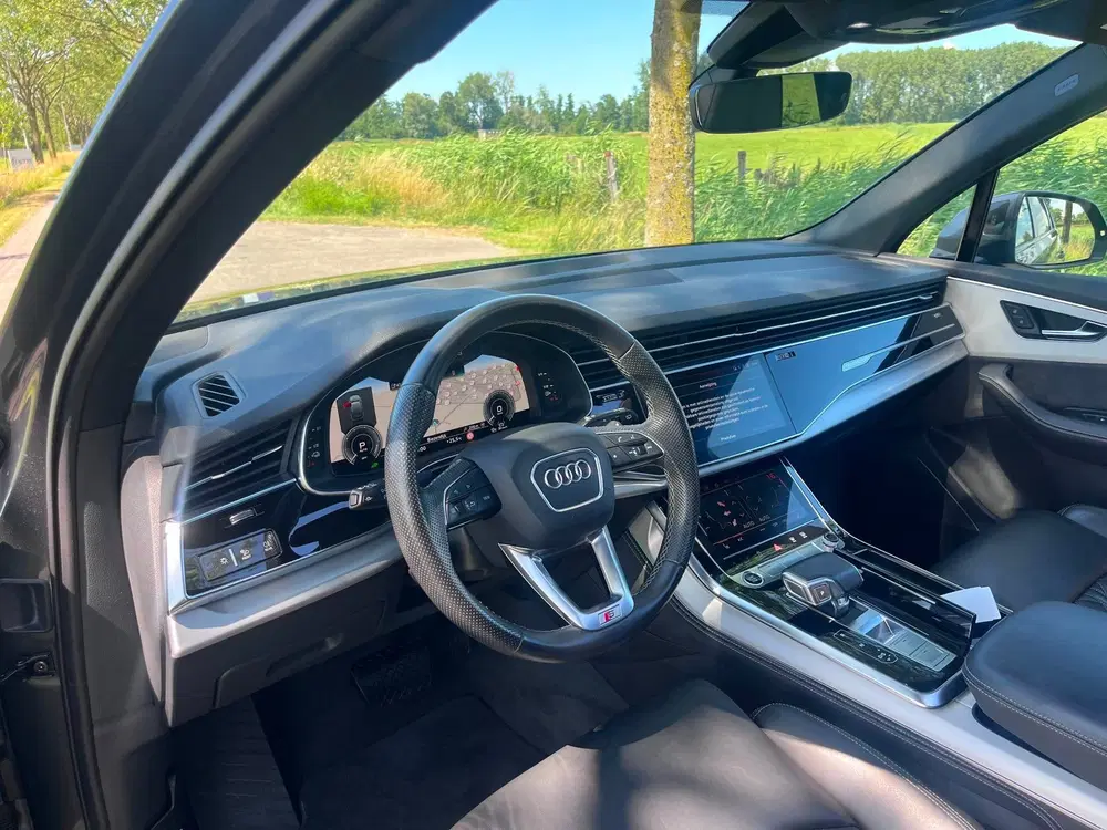 Audi Q7 55 TFSI e quattro Pro Line S Pano luchtver uit 2022, foto 13