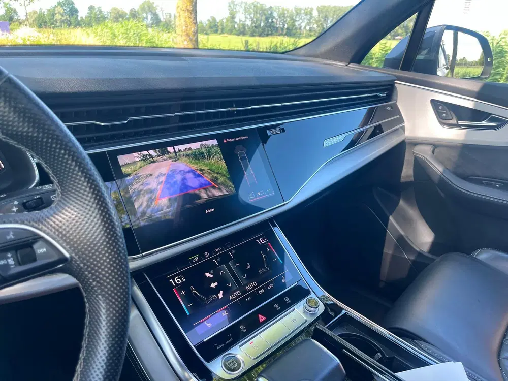 Audi Q7 55 TFSI e quattro Pro Line S Pano luchtver uit 2022, foto 14