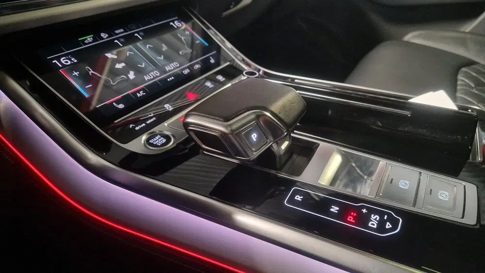 Audi Q7 55 TFSI e quattro Pro Line S Pano luchtver uit 2022, foto 17