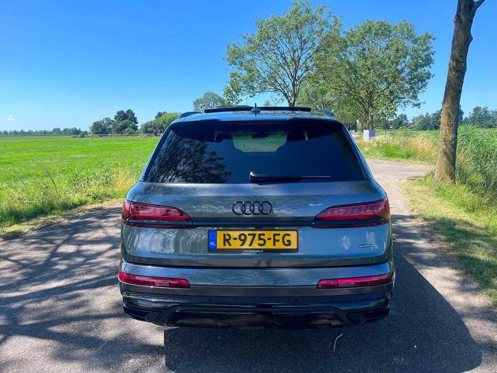 Audi Q7 55 TFSI e quattro Pro Line S Pano luchtver uit 2022, foto 7