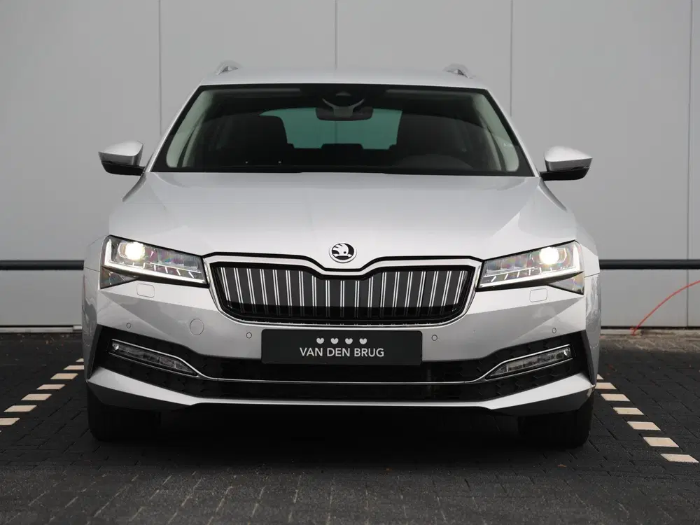 Skoda Superb 1.4 TSI iV Business Edition Plus 218pk DS uit 2023, foto 13