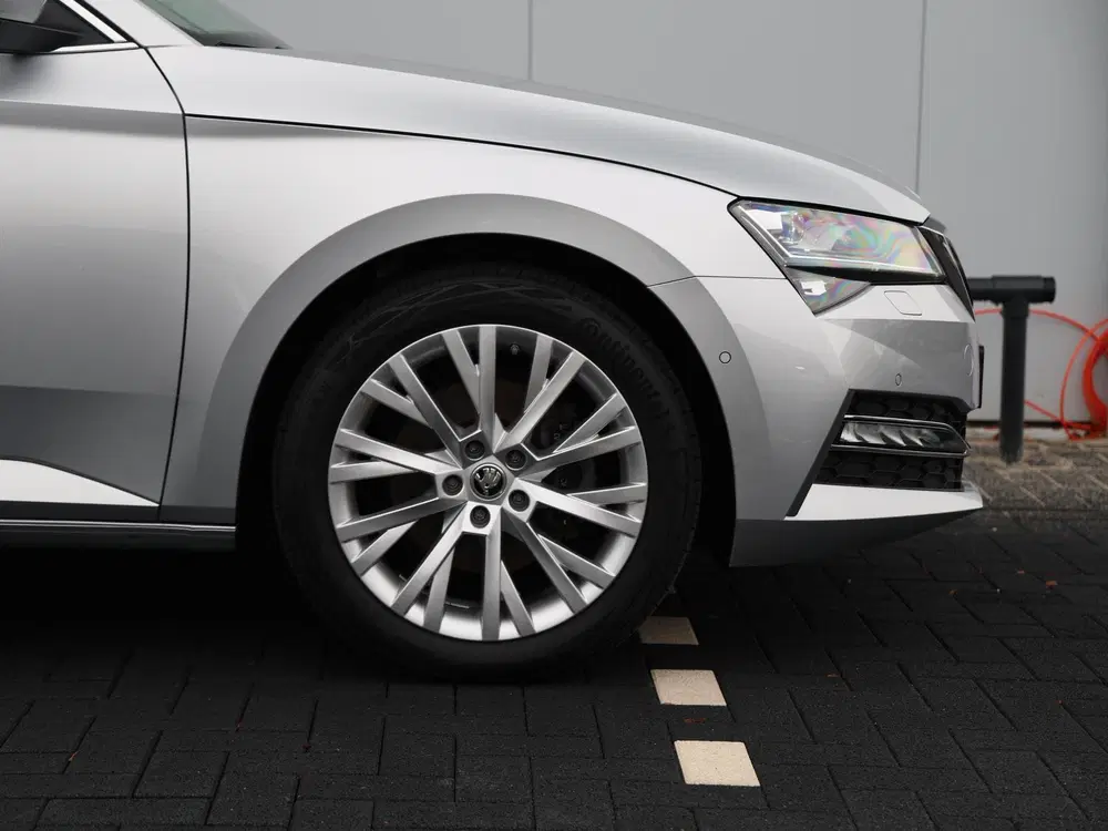 Skoda Superb 1.4 TSI iV Business Edition Plus 218pk DS uit 2023, foto 15