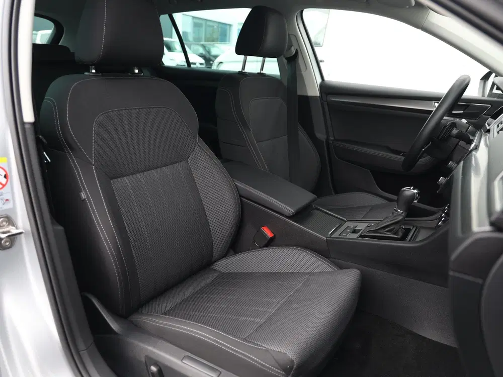 Skoda Superb 1.4 TSI iV Business Edition Plus 218pk DS uit 2023, foto 8
