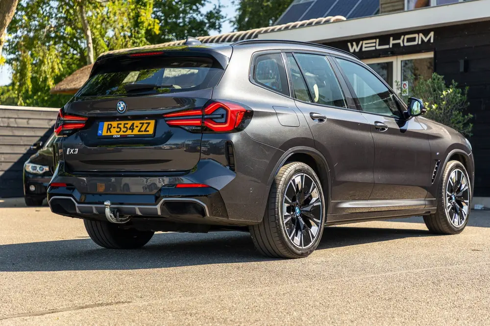 BMW iX3 High Executive 80 kWh Soh 99% I M Pakket I uit 2022, foto 3